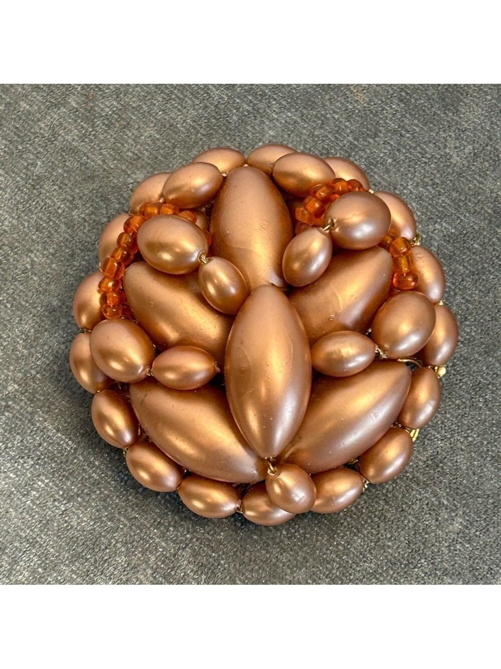 VINTAGE Peach bronze coloured round beaded filigree brooch pin